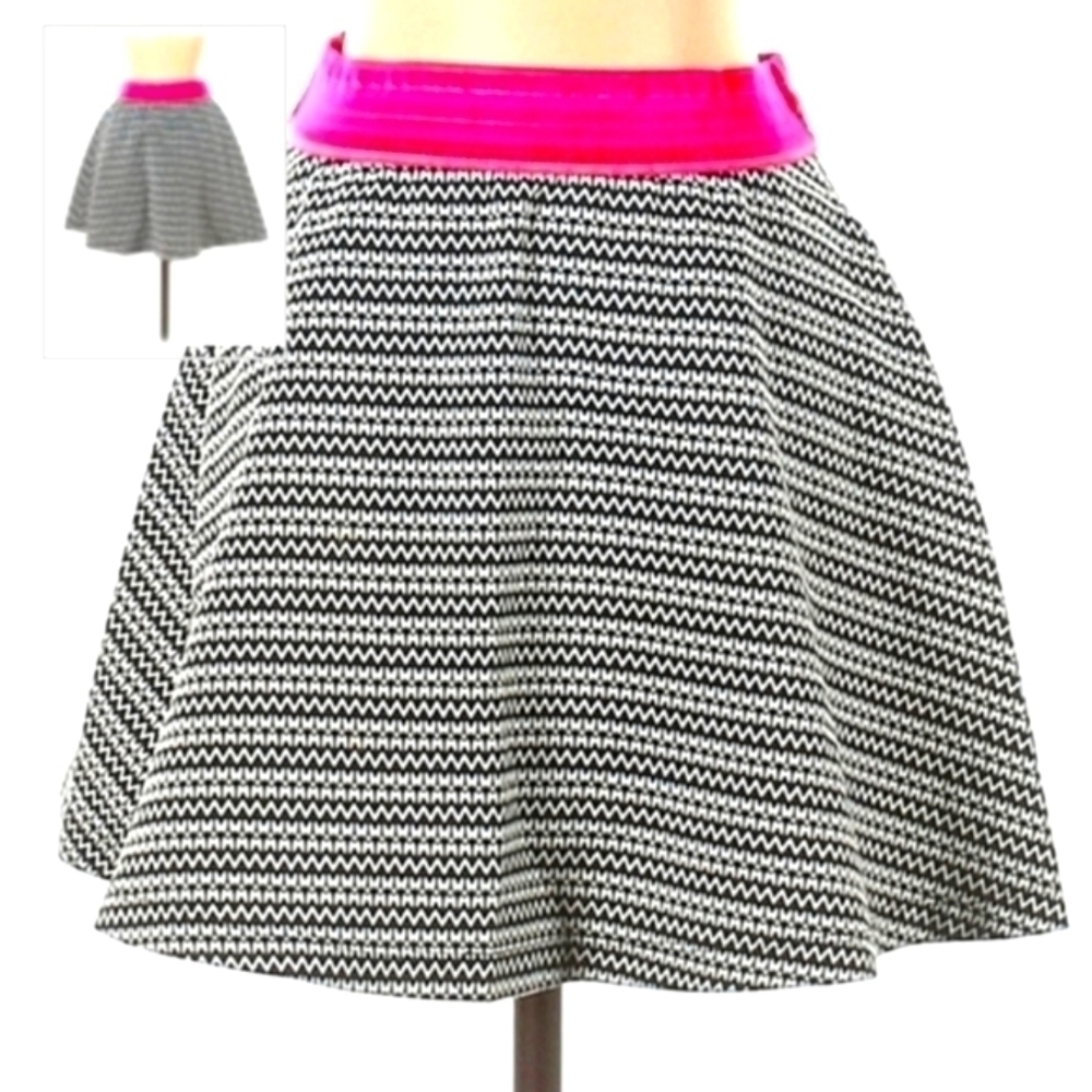 Aeropostale Stripes skirt Size Large NWTG